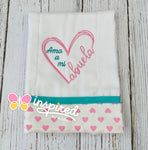 “Amo a mi abuela” Burp Cloth